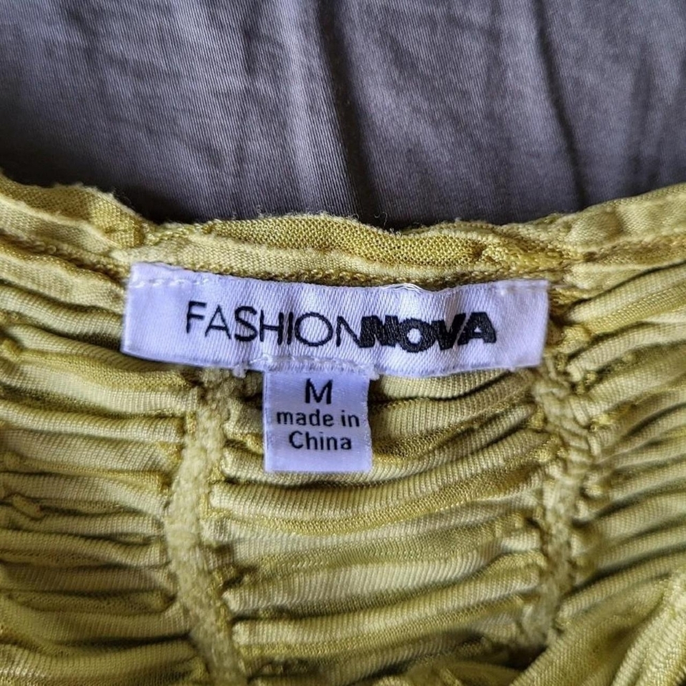 Green Ruched Tank Top - Picture 4 of 4